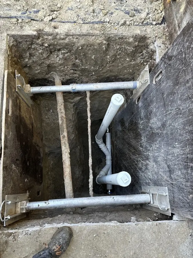 Experienced plumber completing Gas Line Repair work in Wharton